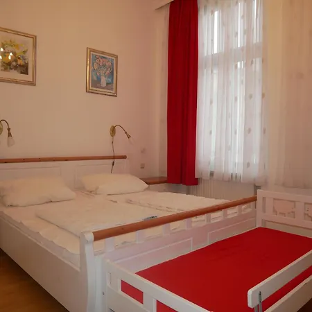 Klatschmohn 150 M Zum Villa *